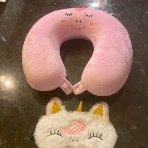 Headrest & Neck Pillow for Kids Boys & Girls. 
New without tags.